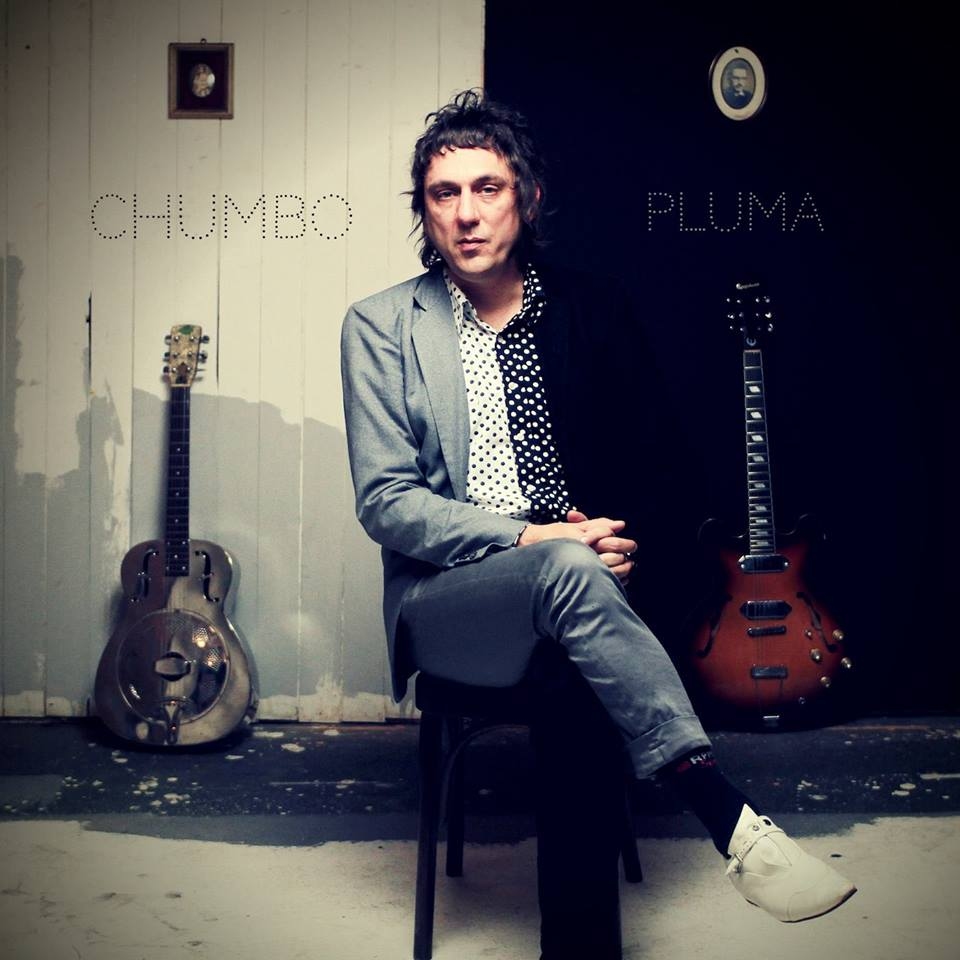 CHUMBO & PLUMA title=