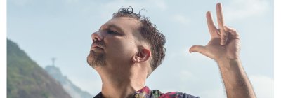 GUSTAVO MACACKO LANÇA NOVO DISCO